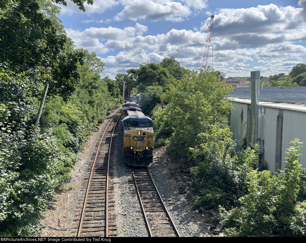 CSX 485, 413 & 7563